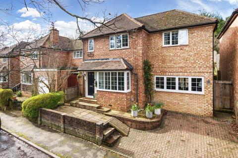 27 Cliffe Road, Godalming, GU7 2JX