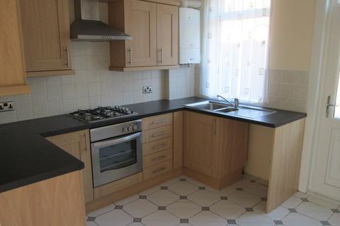 2 bedroom house to rent, High Street, Worsbrough