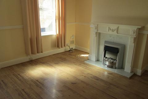 2 bedroom house to rent, High Street, Worsbrough