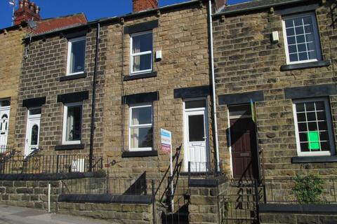 2 bedroom house to rent, High Street, Worsbrough