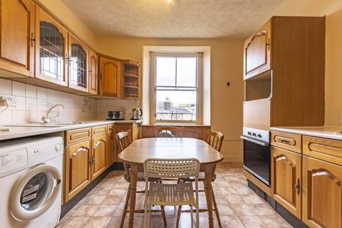 3 bedroom flat to rent - 1757L – Gardner's Crescent, Edinburgh, EH3 8DF