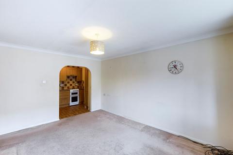 1 bedroom flat for sale, Lewes Court, Mitcham CR4