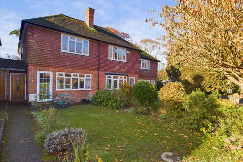 3 bedroom terraced house for sale, Winkworth Place, Banstead, SM7