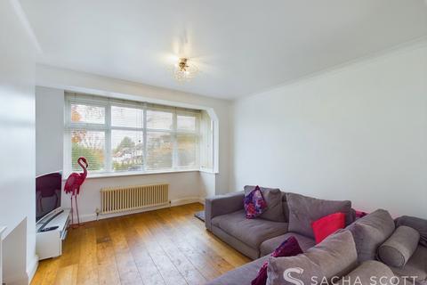 3 bedroom semi-detached house for sale, The Oval, Banstead, SM7