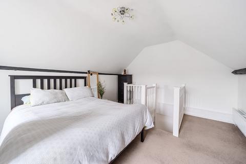 4 bedroom semi-detached house for sale - Hag Hill Lane, Taplow, Maidenhead, SL6