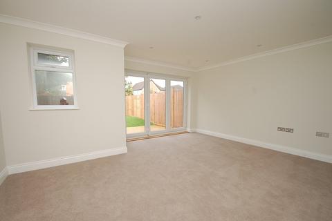 4 bedroom end of terrace house for sale, Rickmansworth Lane, Chalfont St Peter, Buckinghamshire, SL9