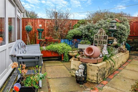 17 Maethlon Close, Tywyn, LL36 0BN