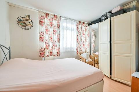1 bedroom flat for sale, Fitzgerald House, Brixton, London, SW9