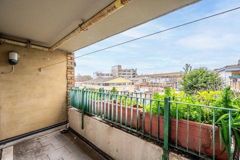 1 bedroom flat for sale, Fitzgerald House, Brixton, London, SW9