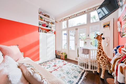 2 bedroom flat to rent, Blythwood Road, Stroud Green, London, N4