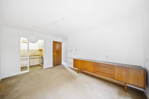 2 bedroom flat for sale, Cedar Close, SE21, West Dulwich, London, SE21