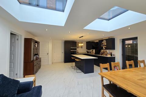57 Baruc Way, Barry, CF62 5AX