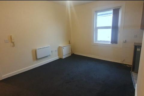 1 bedroom flat to rent, Derby Road, FY1