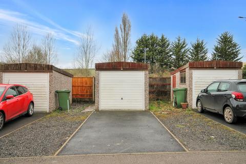 2 bedroom terraced house to rent, Clifton Road, Sutton Weaver, Runcorn, WA7 3EH