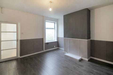 2 bedroom terraced house to rent, Clifton Road, Sutton Weaver, Runcorn, WA7 3EH