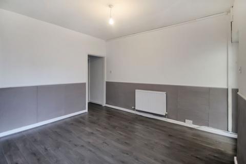 2 bedroom terraced house to rent, Clifton Road, Sutton Weaver, Runcorn, WA7 3EH