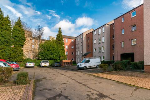 17/2 Murano Place, Edinburgh, EH7 5HH