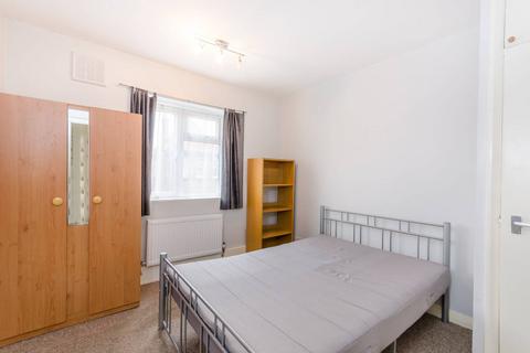 4 bedroom flat for sale, Westbeech Road, Turnpike Lane, N22, Turnpike Lane, London, N22