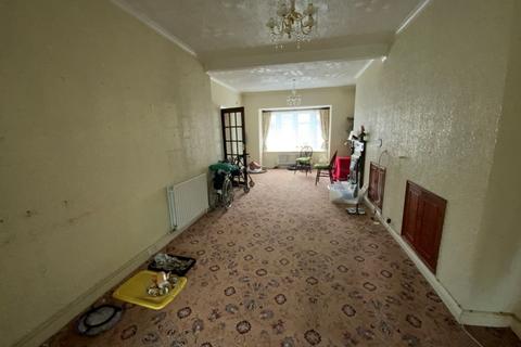 3 bedroom semi-detached house for sale - 57 Mill Lane, Wednesfield, Wolverhampton, WV11 1DQ