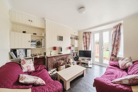 153 Ferrymead Avenue, Greenford, UB6 9TW