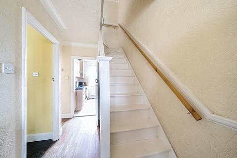153 Ferrymead Avenue, Greenford, UB6 9TW