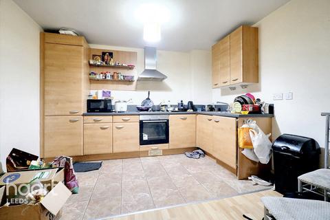 2 bedroom flat for sale, Elmwood Lane, LEEDS