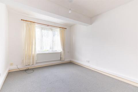 2 bedroom apartment to rent, Longley Hall Grove, S5