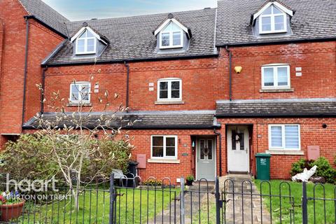 3 bedroom terraced house for sale, High Street, Swadlincote