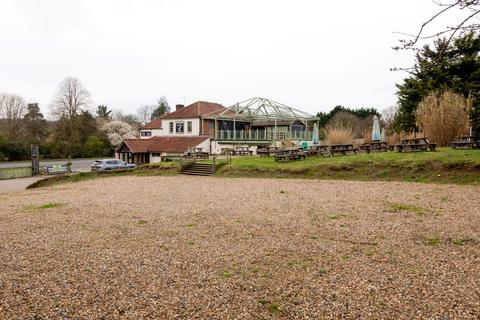 Property for sale - The Gull Inn, Loddon Road, Framingham Pigot, Norwich, NR14 7PL