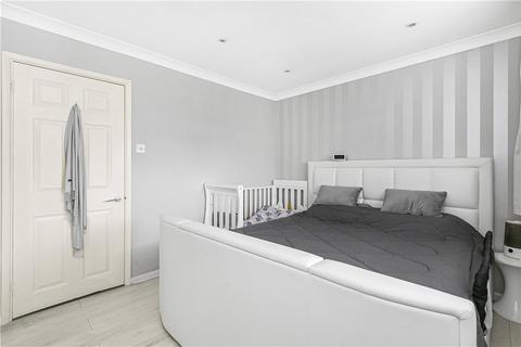 3 bedroom end of terrace house for sale, Connaught Road, Brookwood, Woking, Surrey, GU24