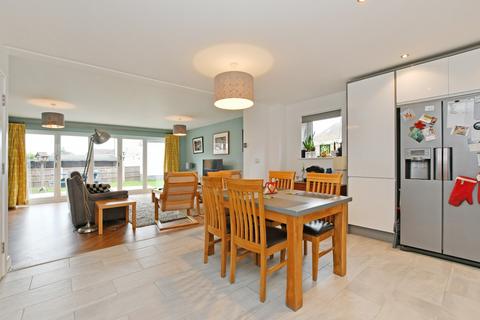 25 Allenby Drive, Sheffield, S8 7RS
