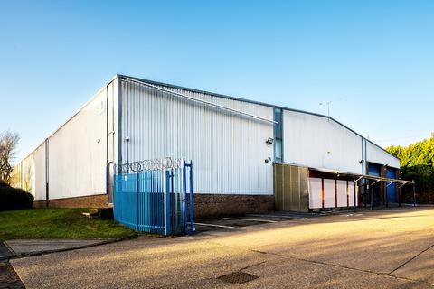 Warehouse to rent, 1-3 Deacon Way, Deacon Way, Reading, RG30 6AZ