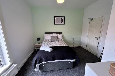5 bedroom house share to rent - Plodder Lane, Farnworth, Bolton