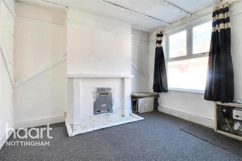 2 bedroom end of terrace house to rent, Glentworth Road, Radford, NG7