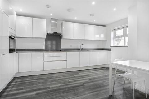 2 bedroom apartment for sale, Queenswood Crescent, Englefield Green, Surrey, TW20