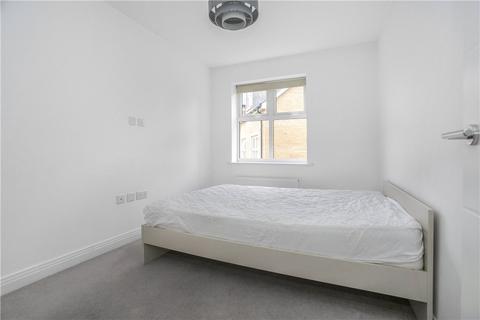 2 bedroom apartment for sale, Queenswood Crescent, Englefield Green, Surrey, TW20