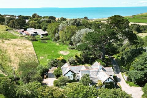 4 bedroom bungalow for sale, Abbotsham, Bideford, EX39