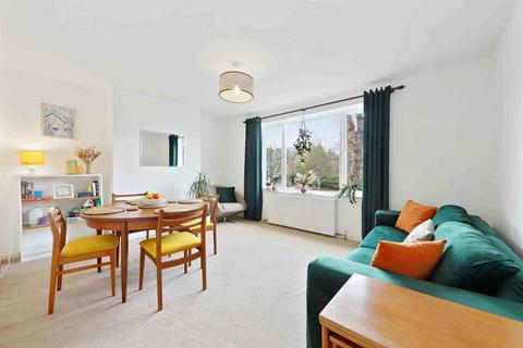 3 bedroom flat to rent, Lawrie Park Avenue, Sydenham