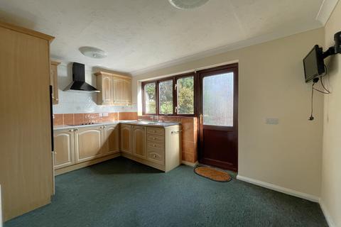 70 Cleves Way, Ashford, TN23 5DF
