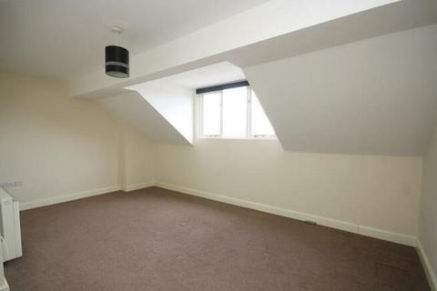 2 bedroom flat to rent - Church Street, Bromsgrove, Worcestershire, B61
