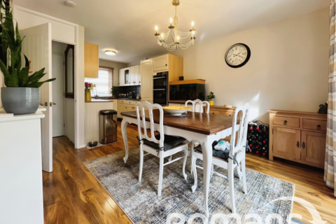 342 Abbey Road, Popley, Basingstoke, RG24 9EJ