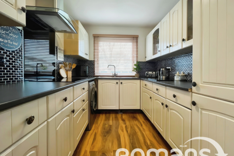 342 Abbey Road, Popley, Basingstoke, RG24 9EJ