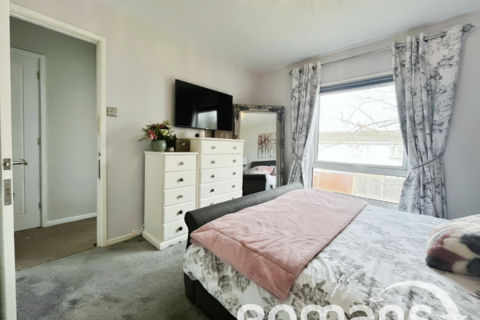 342 Abbey Road, Popley, Basingstoke, RG24 9EJ