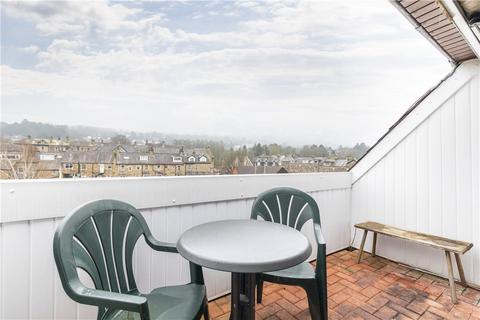 2 bedroom apartment for sale, Skipton Road, Ilkley, West Yorkshire, LS29