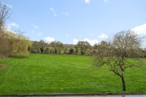 Flat 1, 36 Evenlode Crescent, Kidlington, OX5 1RF