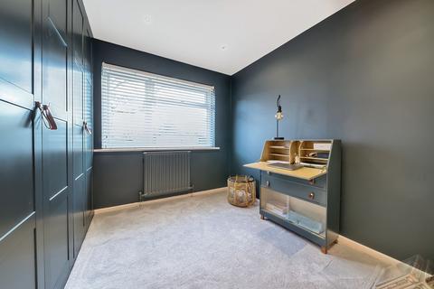 16 Abbotsfield Close, Southampton, SO16 5SP