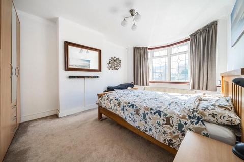 55 Avenue Road, London, SE20 7RR