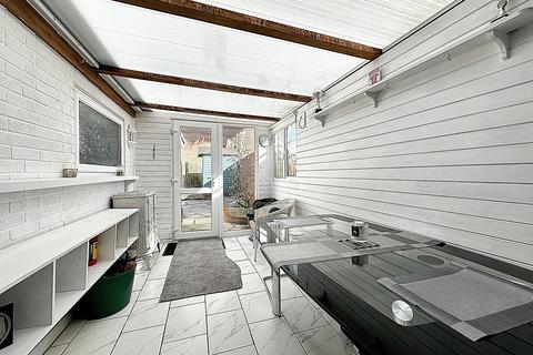 135 Beech Crescent, Hythe, Southampton, SO45 3QE