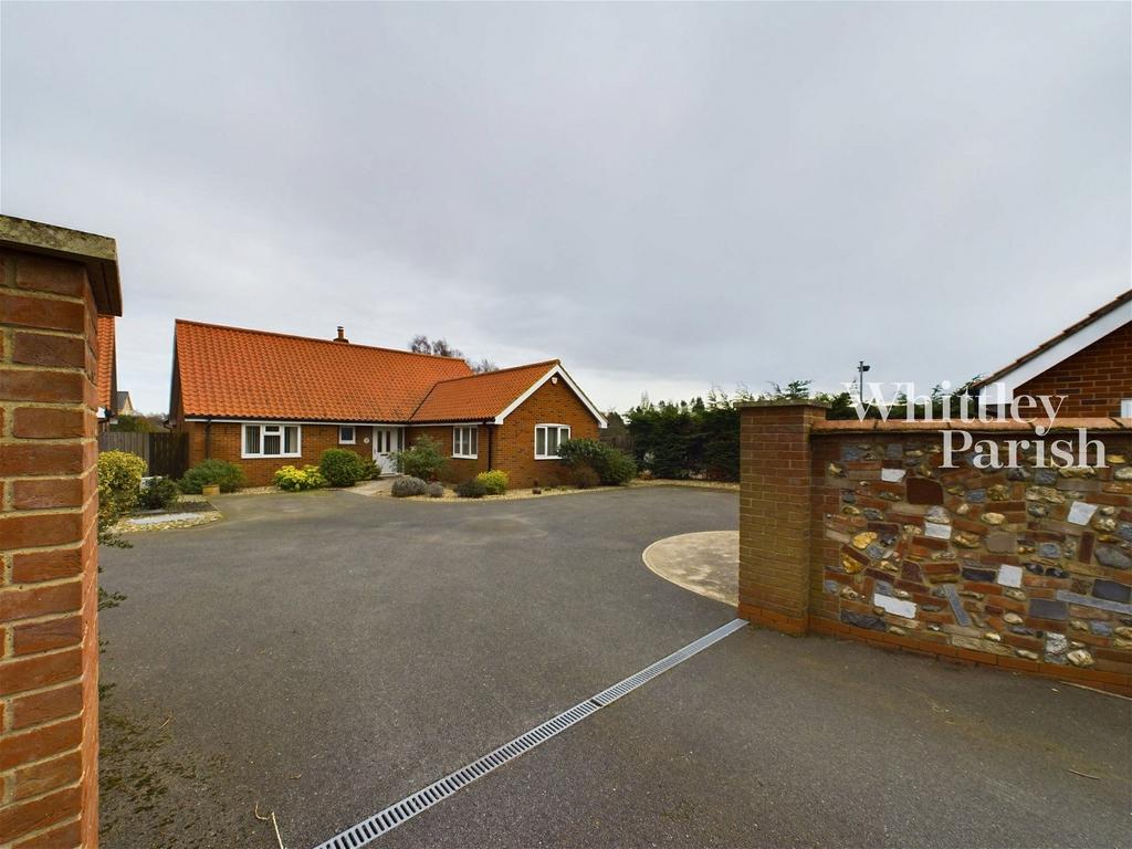 Denmark Street, Diss 3 bed detached bungalow for sale £570,000