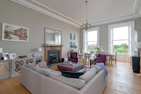 4 bedroom apartment to rent - Randolph Crescent, Edinburgh